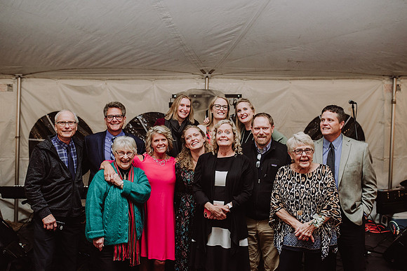 918